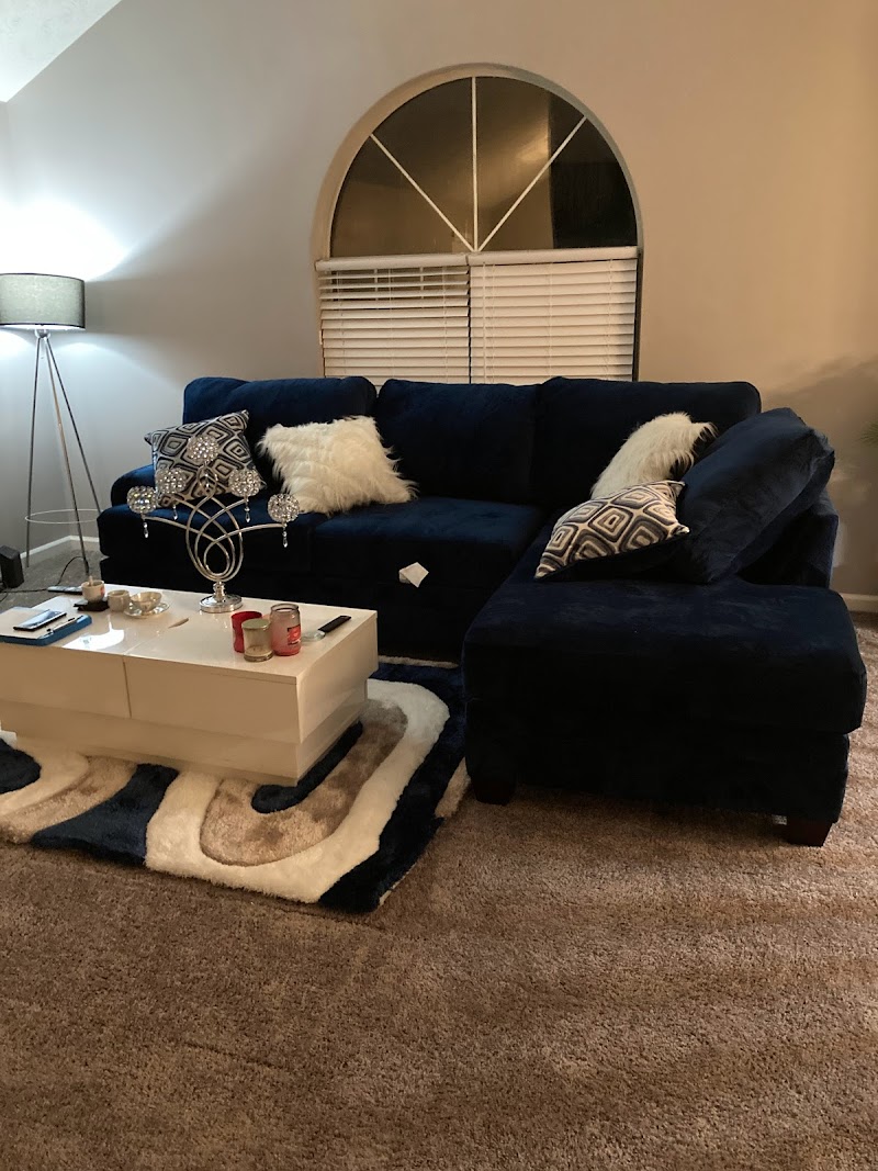 Loading truck for residential move